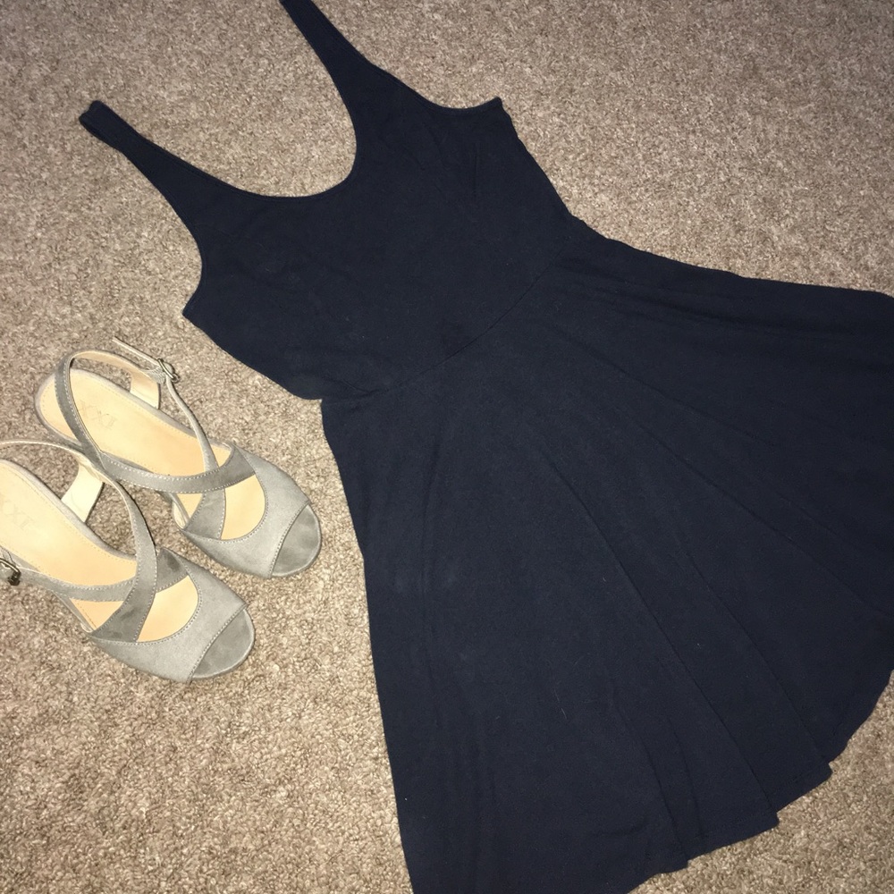 Hollister navy blue dress 💙