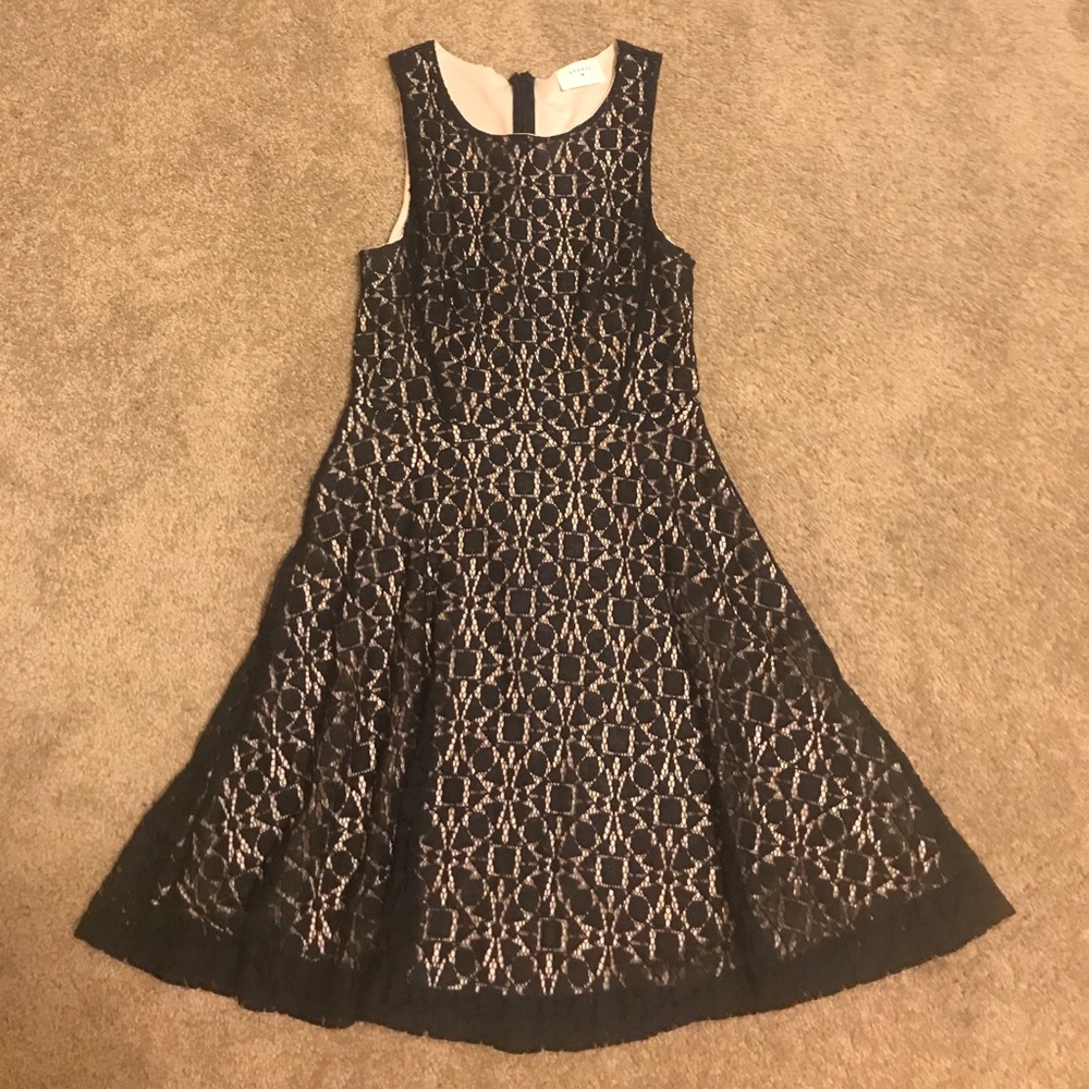Everly Lace Dress