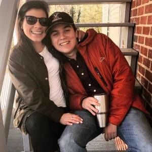 Meet your Posher, Logan