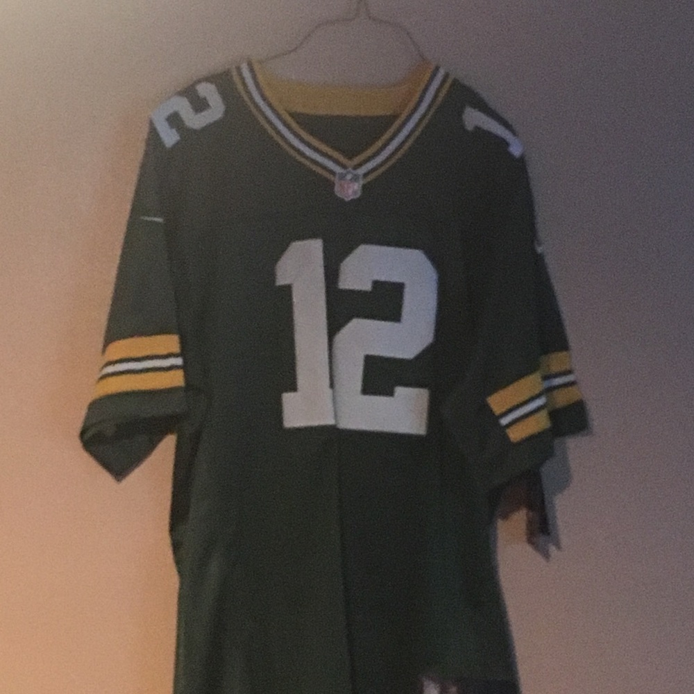 Authentic Aron Rodgers Nike jersey!!