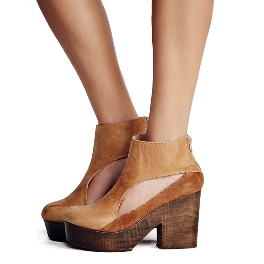 Free People Clogs