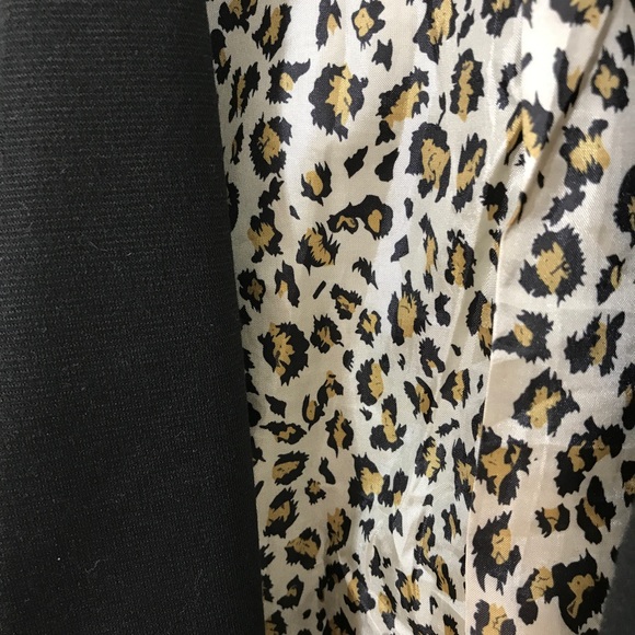 Black Blazer with Cheetah lining - Picture 2 of 3
