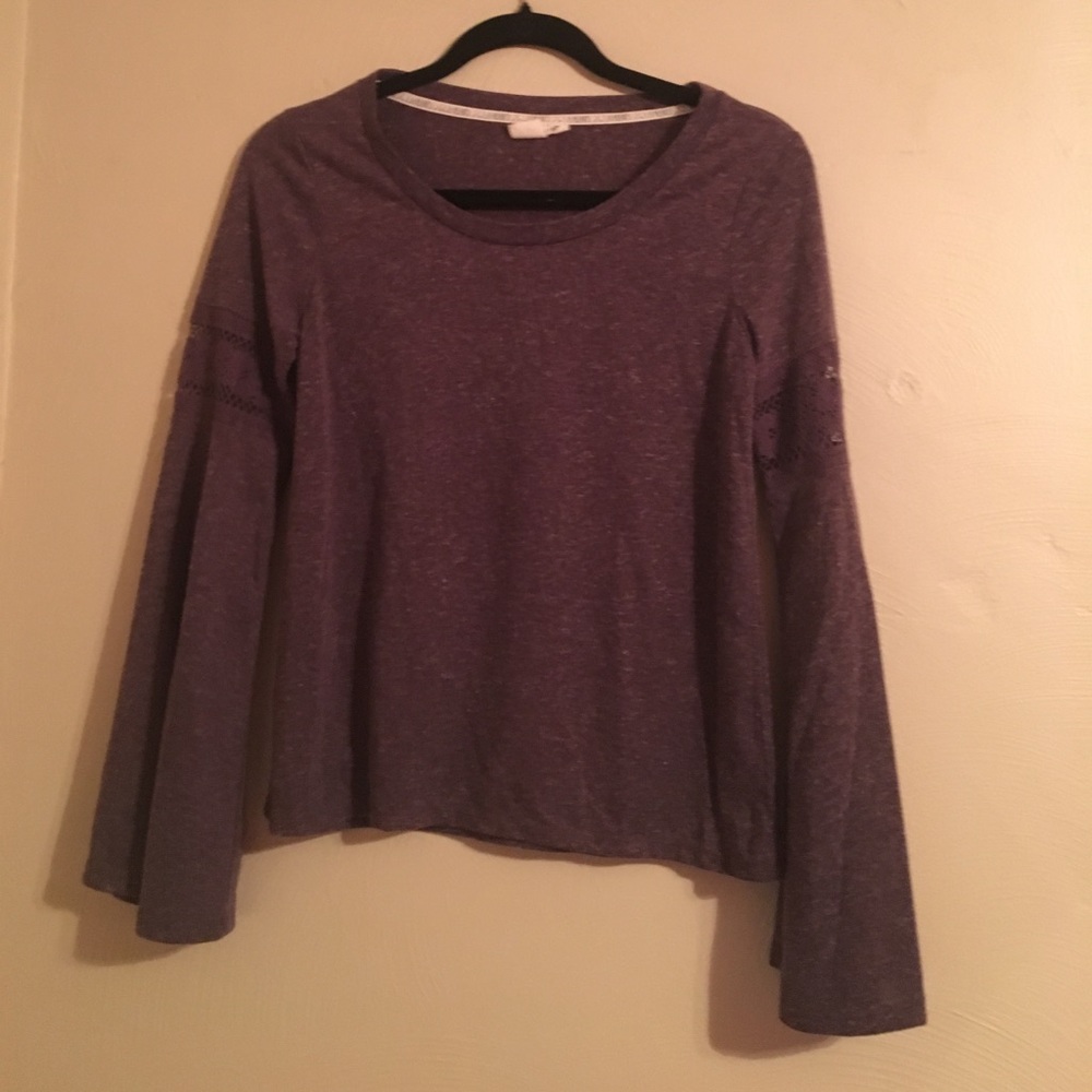 Bell sleeve top