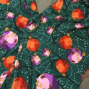 Lularoe Tc Christmas Leggings