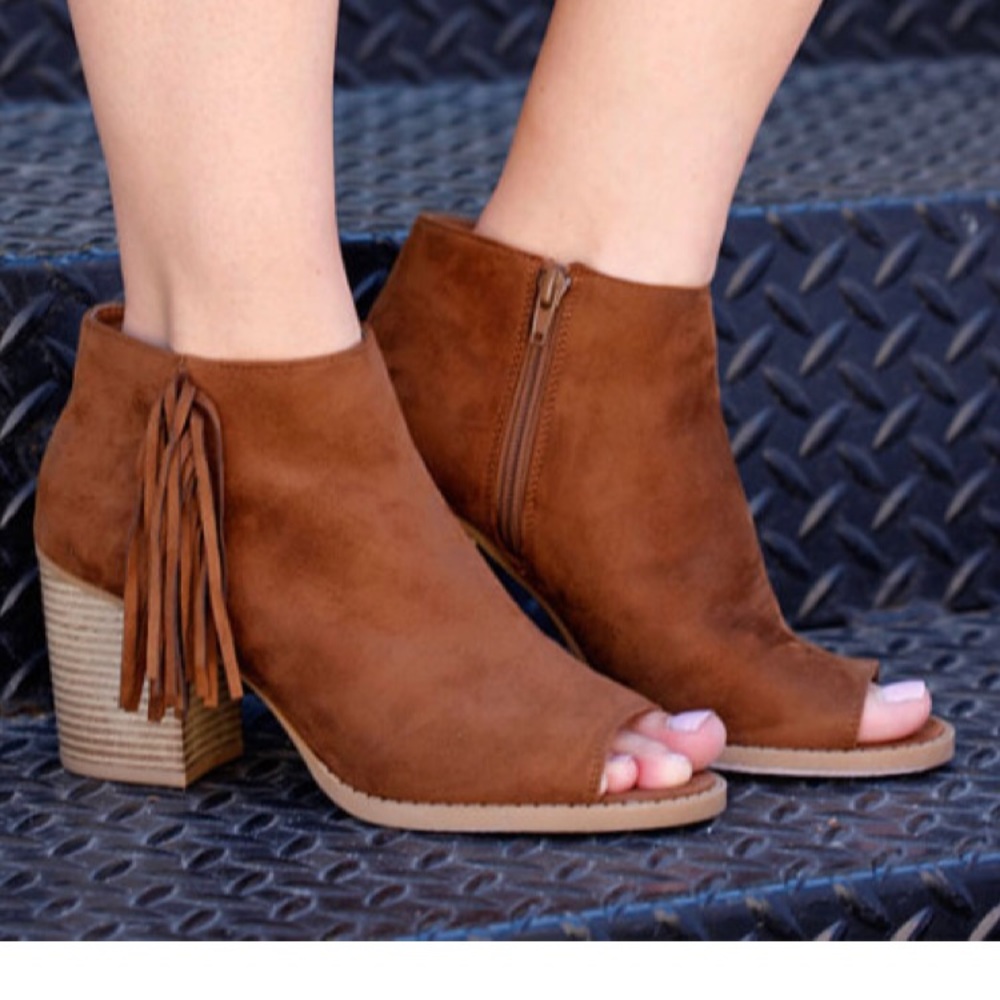 Soda Fringe open toe boots