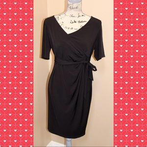 Semi formal black tie on side maternity dress.