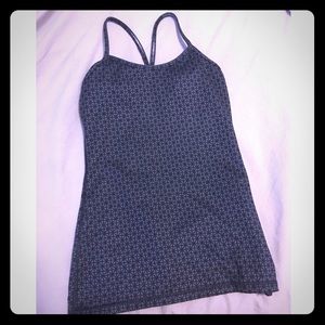 Sz 4 Lululemon power Y racerback tank