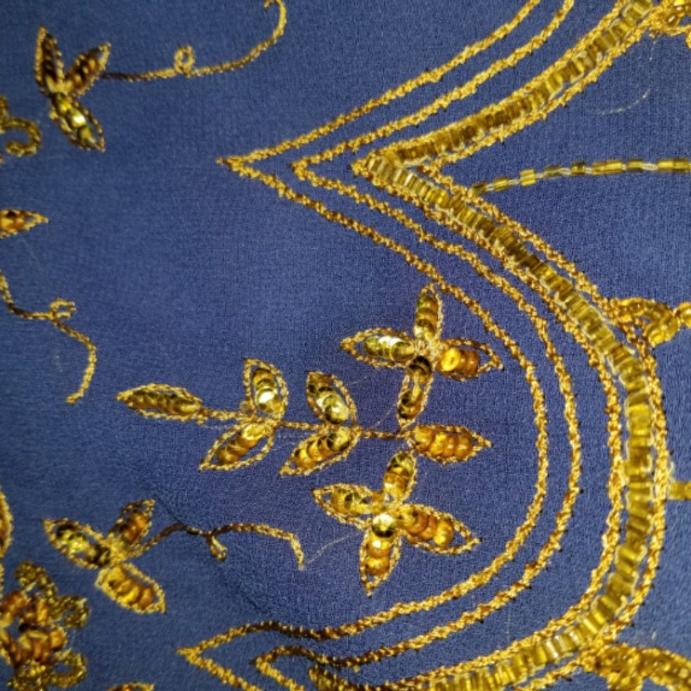 Designer Blue Net Gold pattern sewing Embroide - Picture 6 of 8
