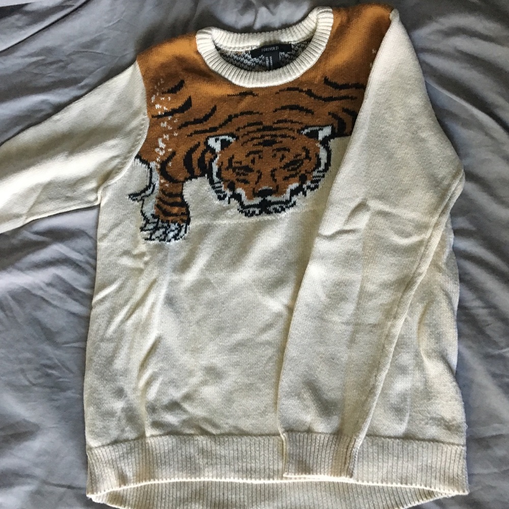 🐯 Forever 21 tiger sweater 🐯