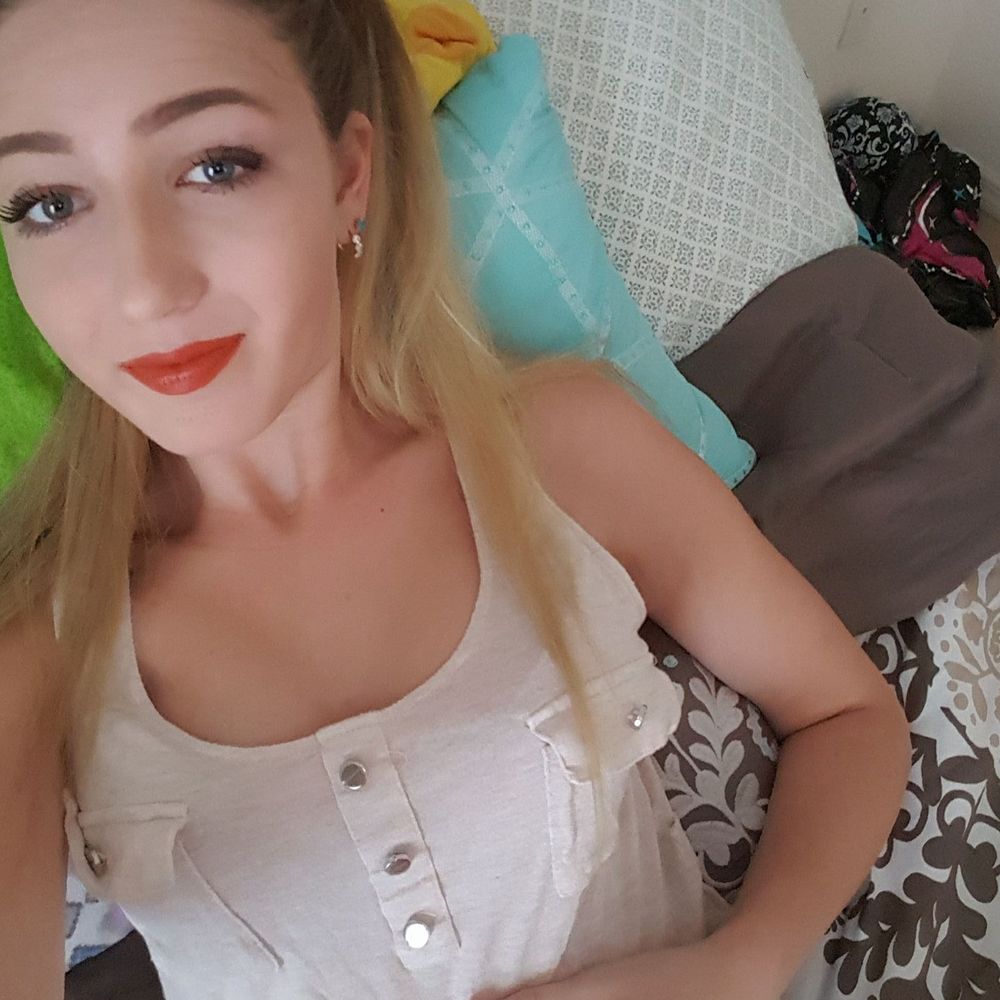 Meet your Posher, Alexus