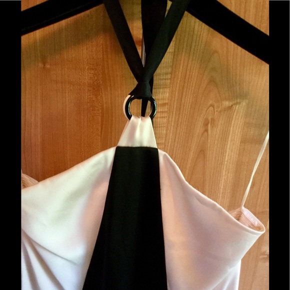 CHANEL! NWT**Final Price** - Picture 2 of 8