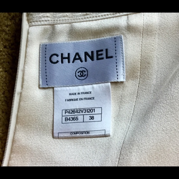 CHANEL! NWT**Final Price** - Picture 6 of 8