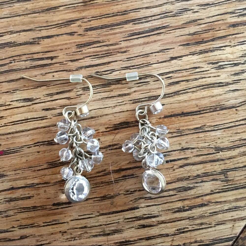 1 Earring Set