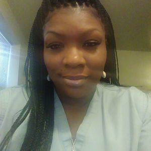 Meet your Posher, Yolanda