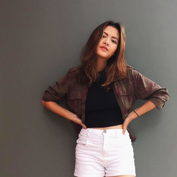 Meet your Posher, Ava - Picture 1 of 1