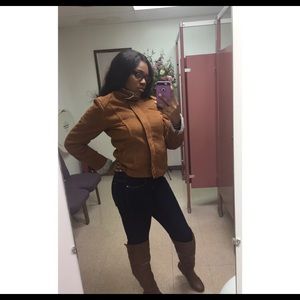 Meet your Posher, Laniya