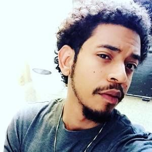 Meet your Posher, Aaron