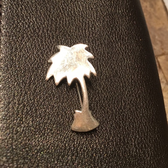 Sterling silver palm tree pin - Picture 1 of 2