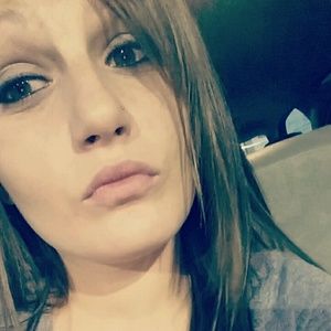 Meet your Posher, Katelyn