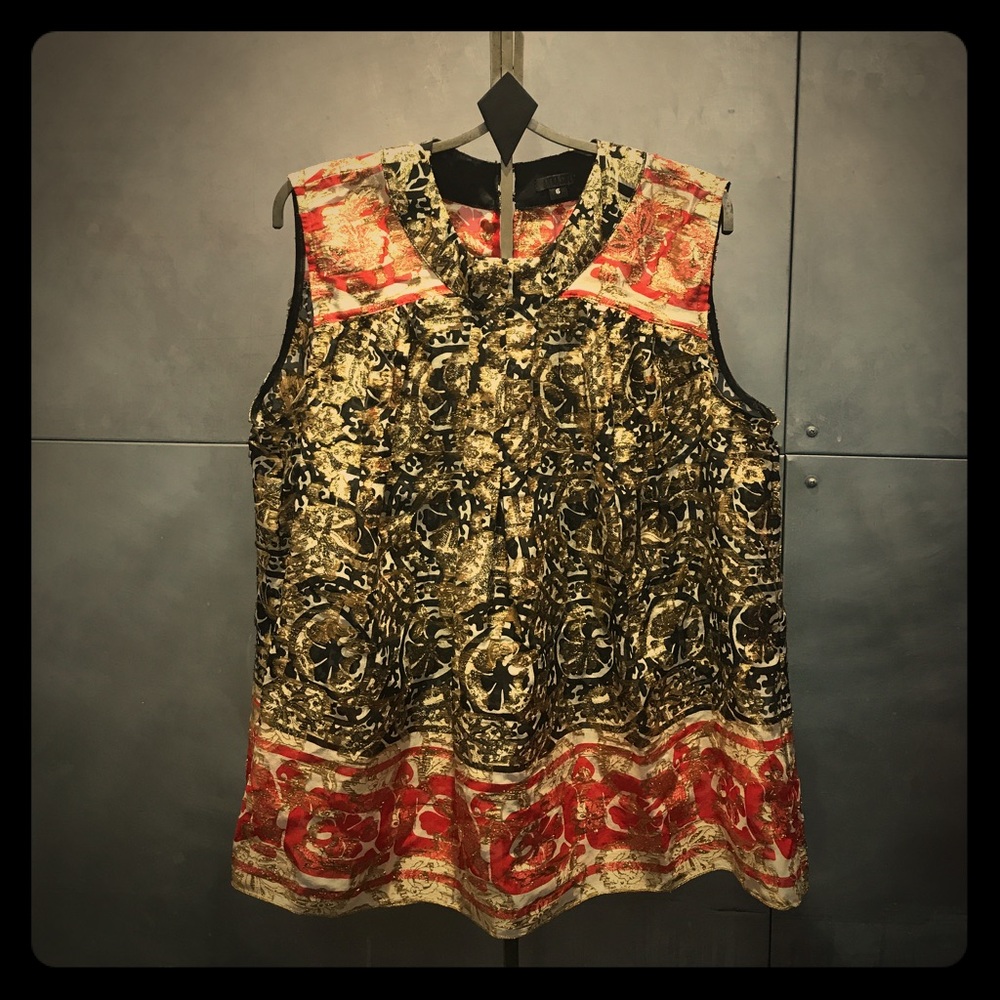 Anna Sui Elegant Sleeveless Top!