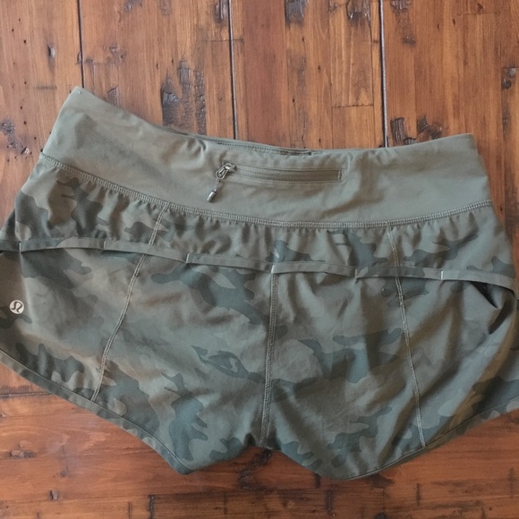 SOLD! Lululemon CAMO Speeds - Picture 3 of 5