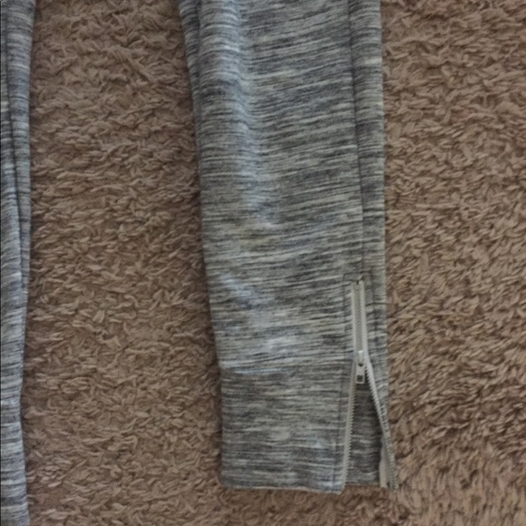 VS PINK SWEATPANTS SZ SMALL *SOLD* - Picture 2 of 4