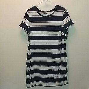 Old navy tshirt dress