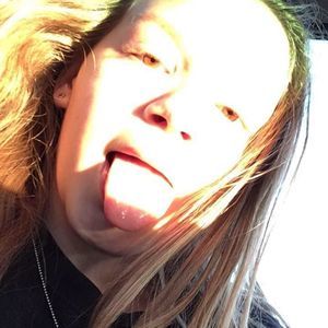 Meet your Posher, Nayeli