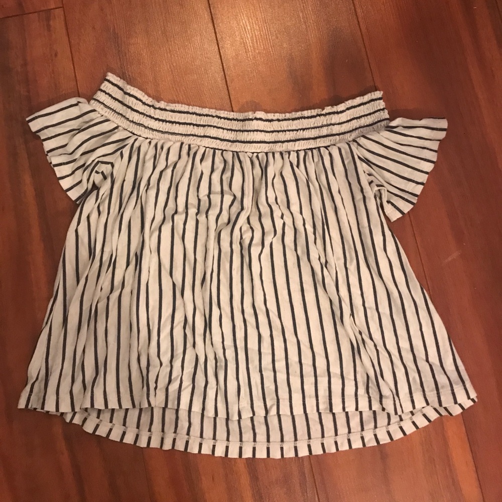 American Eagle Top