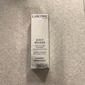 New Lancôme Juicy Shaker💄💄💄 151 Cherry Symphony New Lancôme Juicy Shaker💄💄💄 151 Cherry Symphony