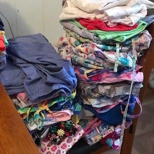 Small to x-large scrubs