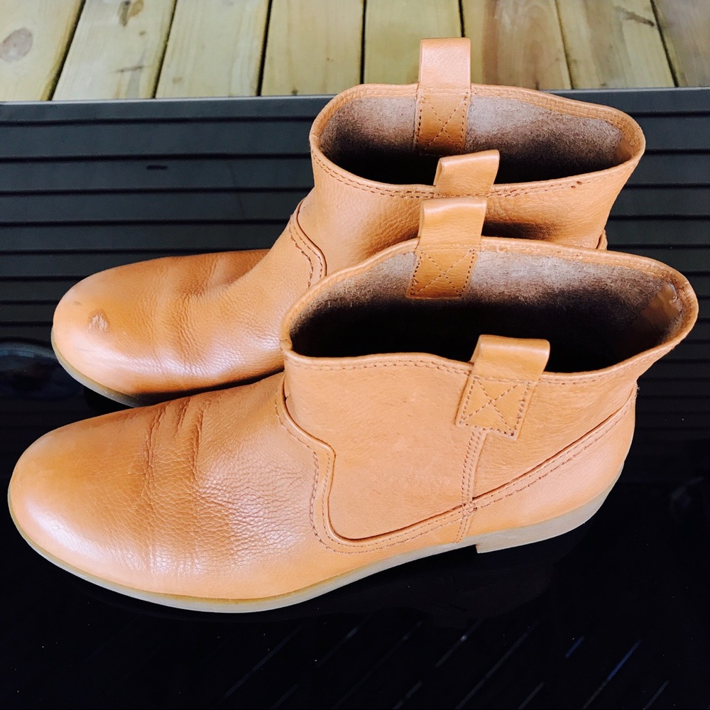 Nine West chestnut boots
