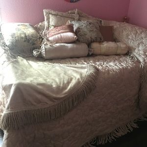 Bed set & table cover