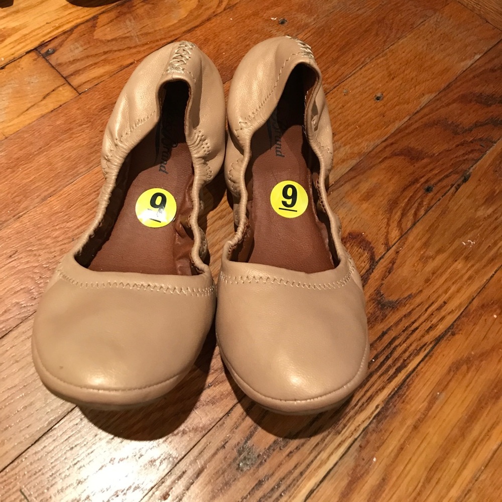 Lucky flats