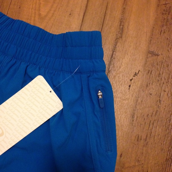 lululemon athletica Pants - Lululemon Tracker Shorts