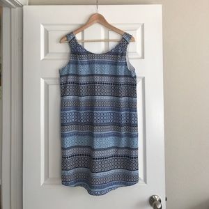 Blue pattern dress, could also dbl as long blouse