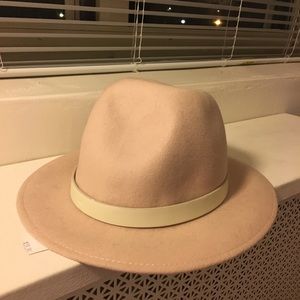 JCrew Wool Hat ,color pink, new with tag