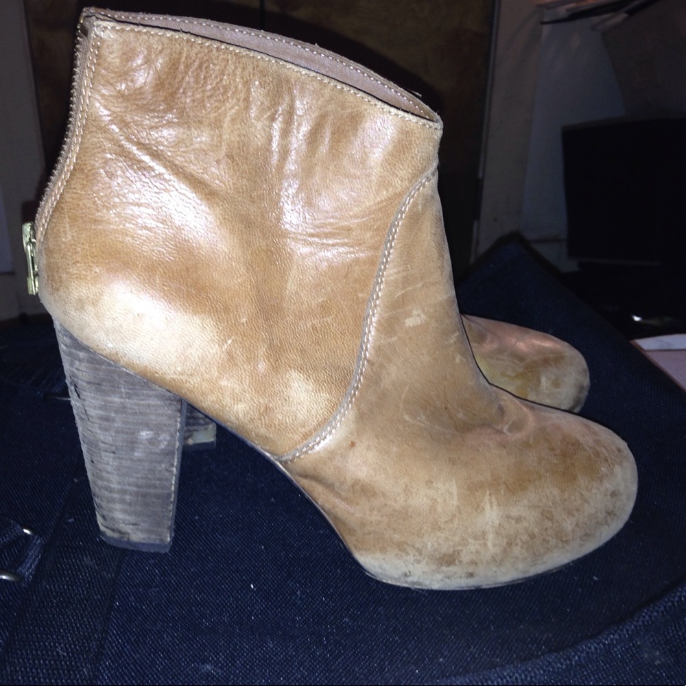 Steve Madden boots