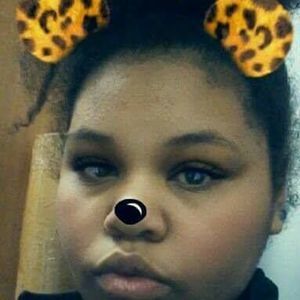 Meet your Posher, Justine