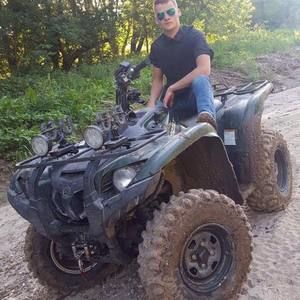 Meet your Posher, Devon