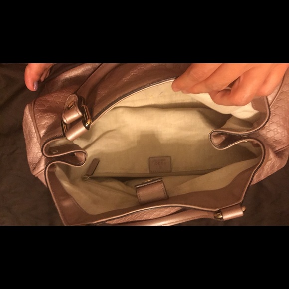SOLD Authentic preloved Gucci blush hobo bag - Picture 2 of 3