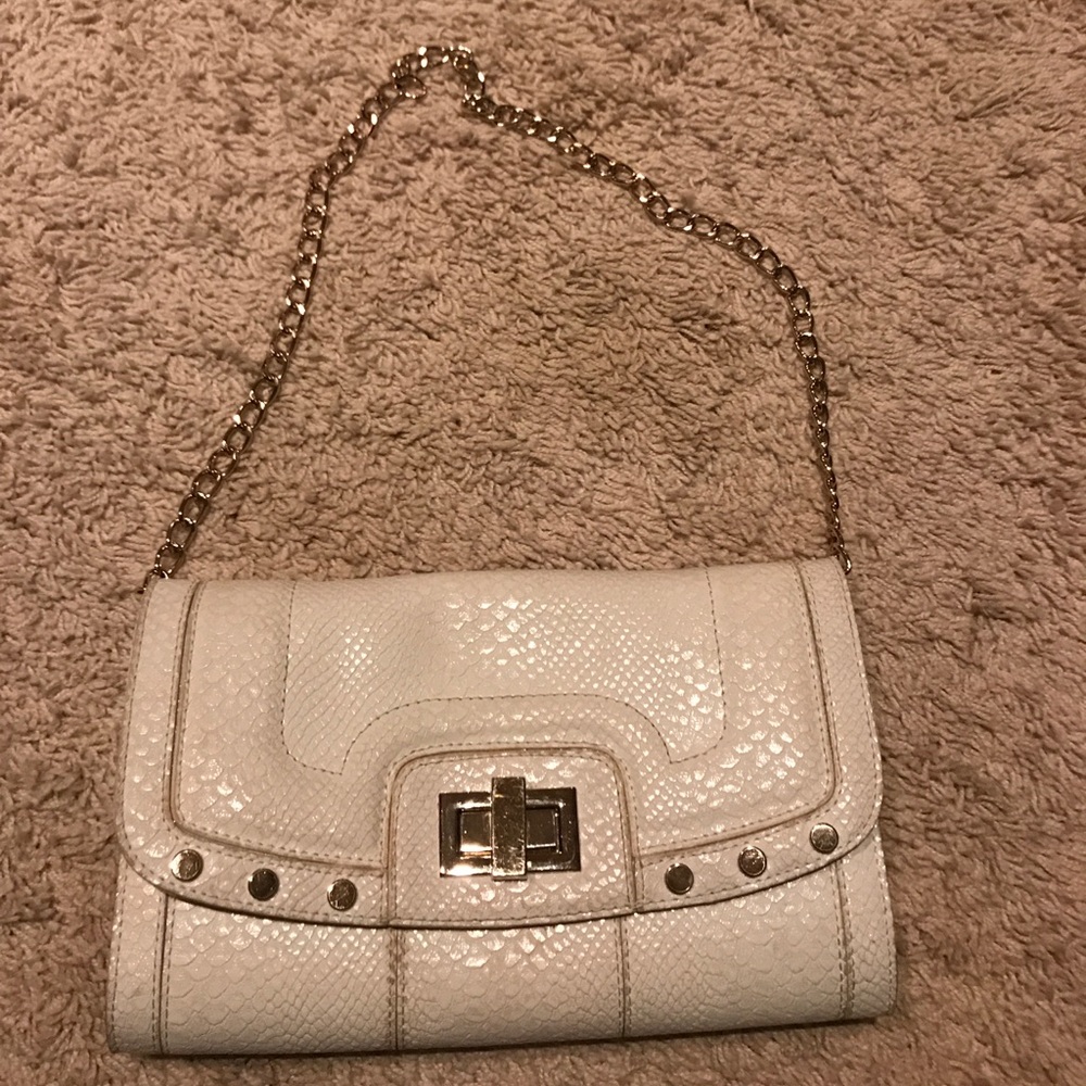 Cache handbag