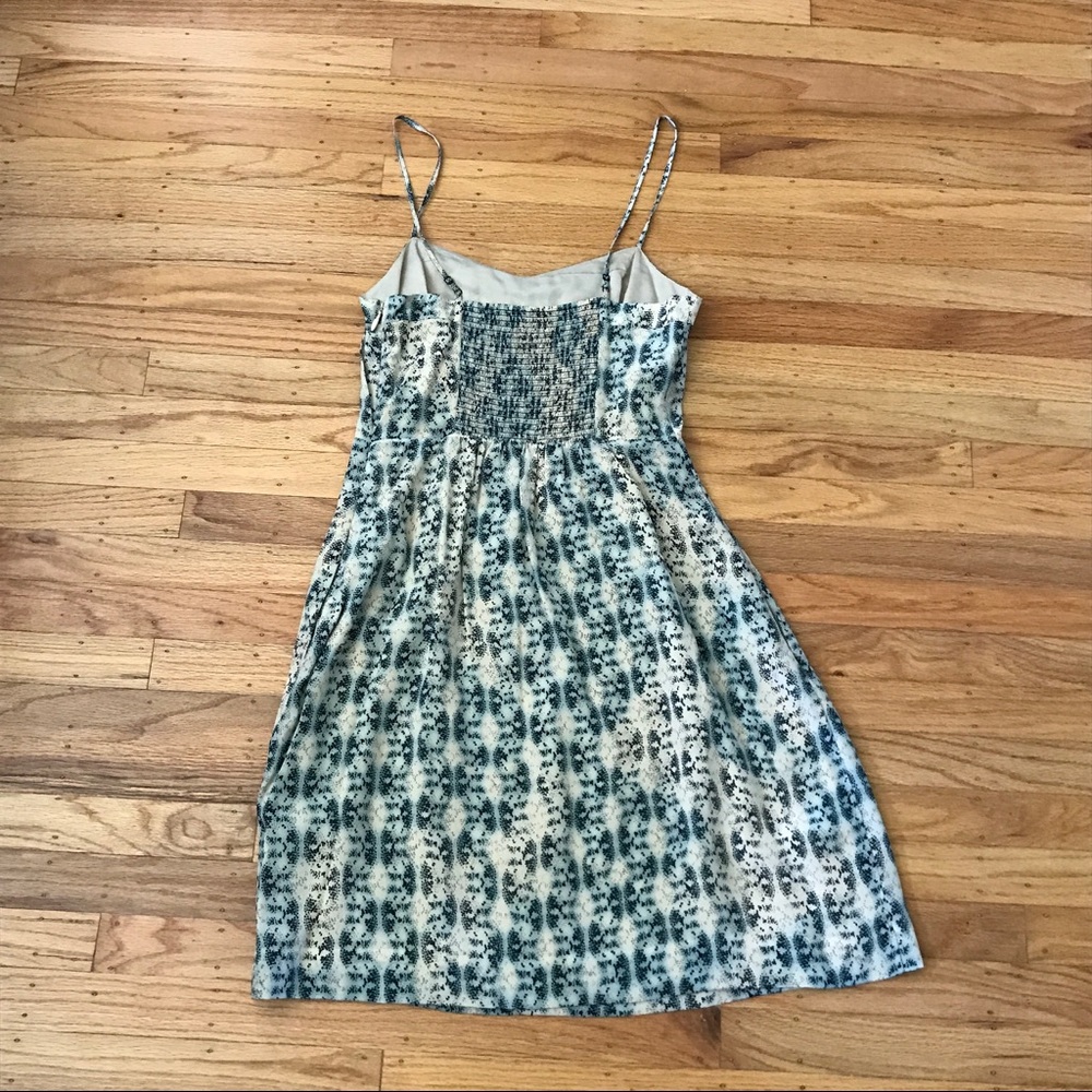 Cute anthro dress - Picture 2 of 5