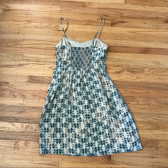 Cute anthro dress - Picture 2 of 5