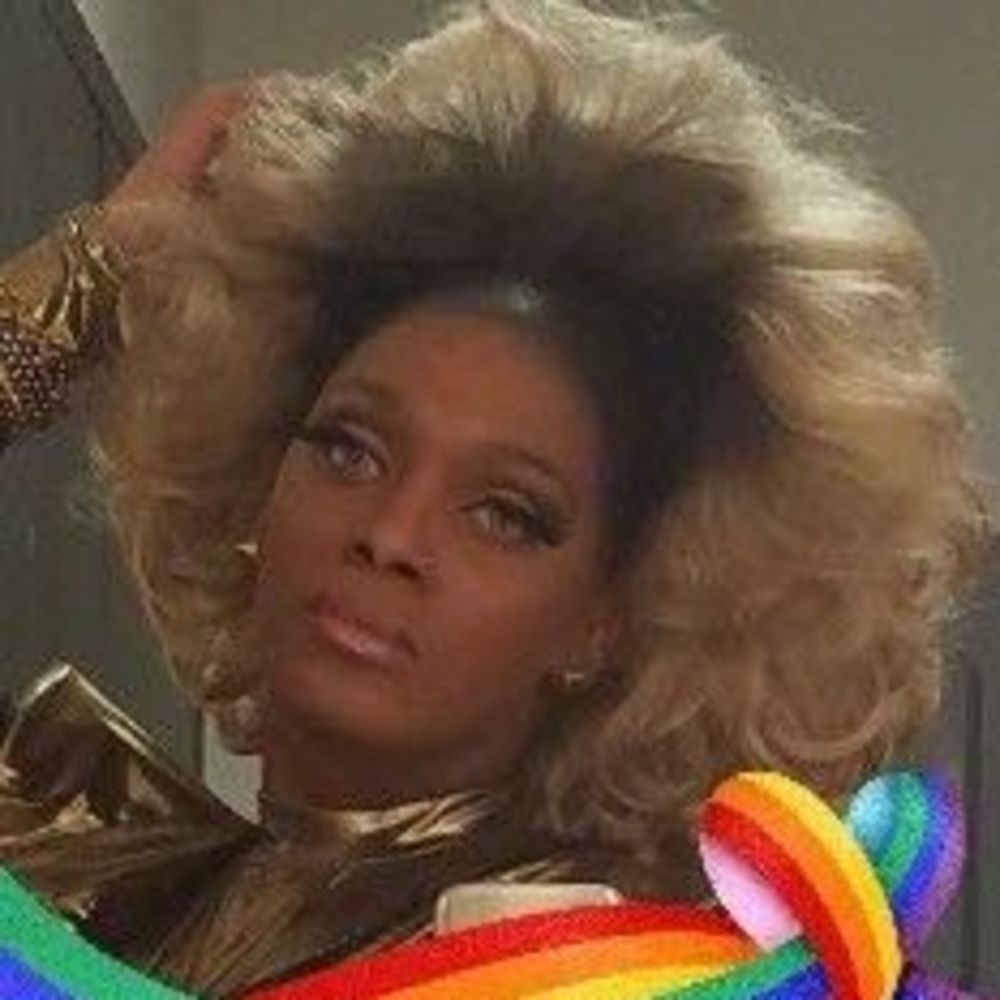 Meet your Posher, Yoshi