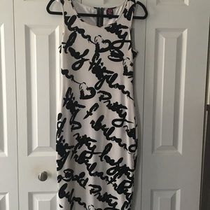 Graphic fitted dress