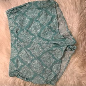 Blue and white patterned cotton shorts