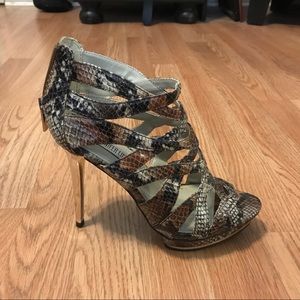 Jennifer Lopez heels- size 6 1/2