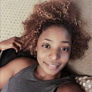 Meet your Posher, Anabel