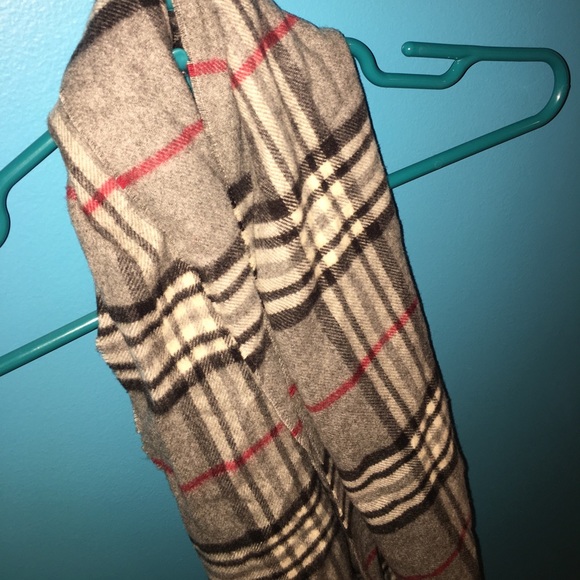 Stock up for Winter! Scarf Bundle!! - Picture 2 of 8